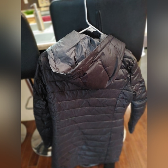 Women's light coat - Picture 2 of 4